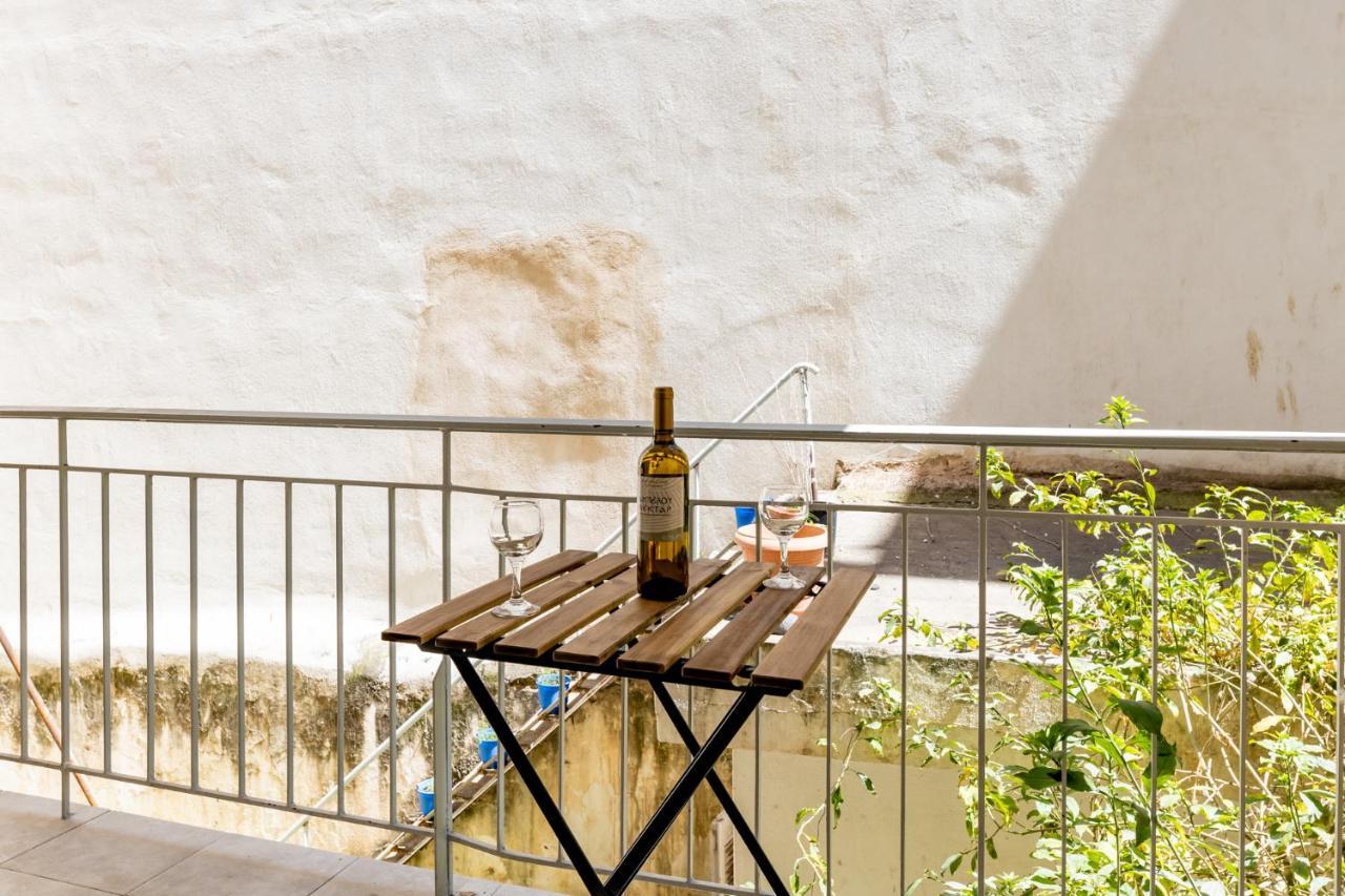Cozy Lux Studio At Attiki Metro Apartment Athens Exterior photo